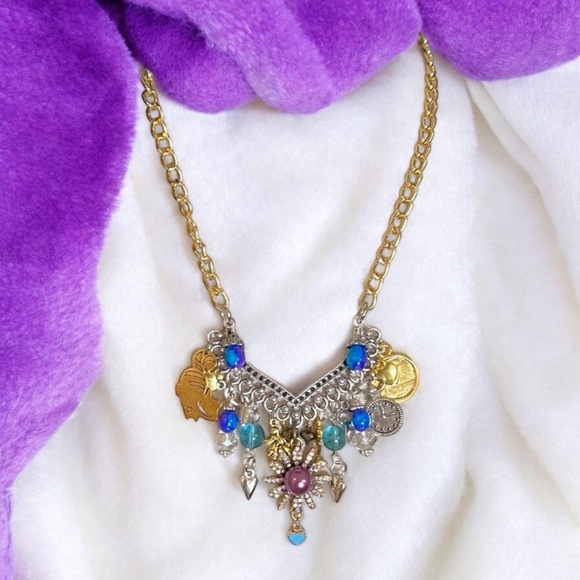 Cheshire Cat Alice in Wonderland charm necklace Vintage pieces gorgeous - Picture 4 of 17